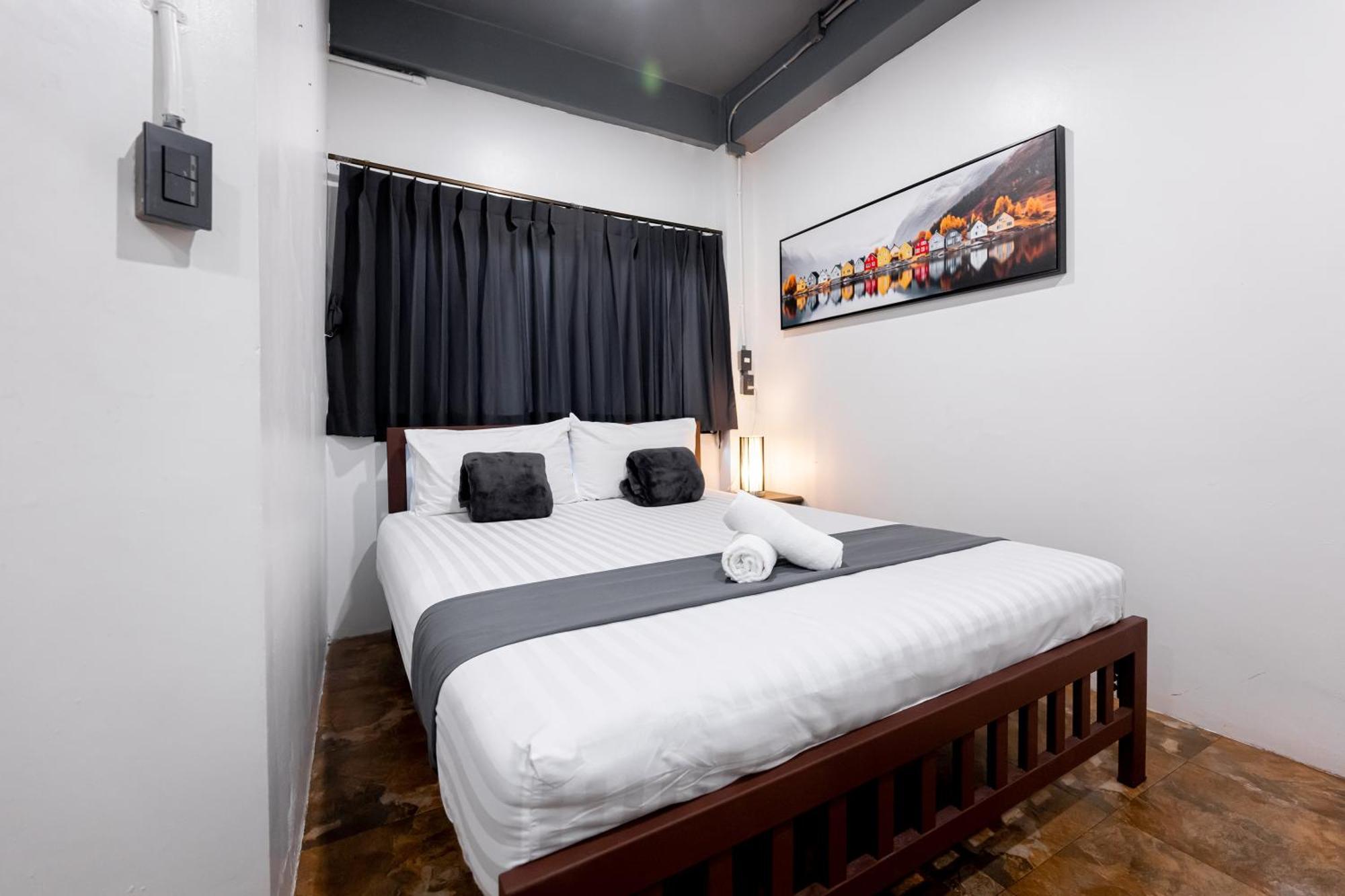 Vibes Hostel Bangkok Exteriör bild
